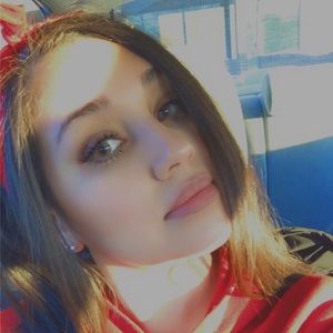Meet your Posher, Lissette